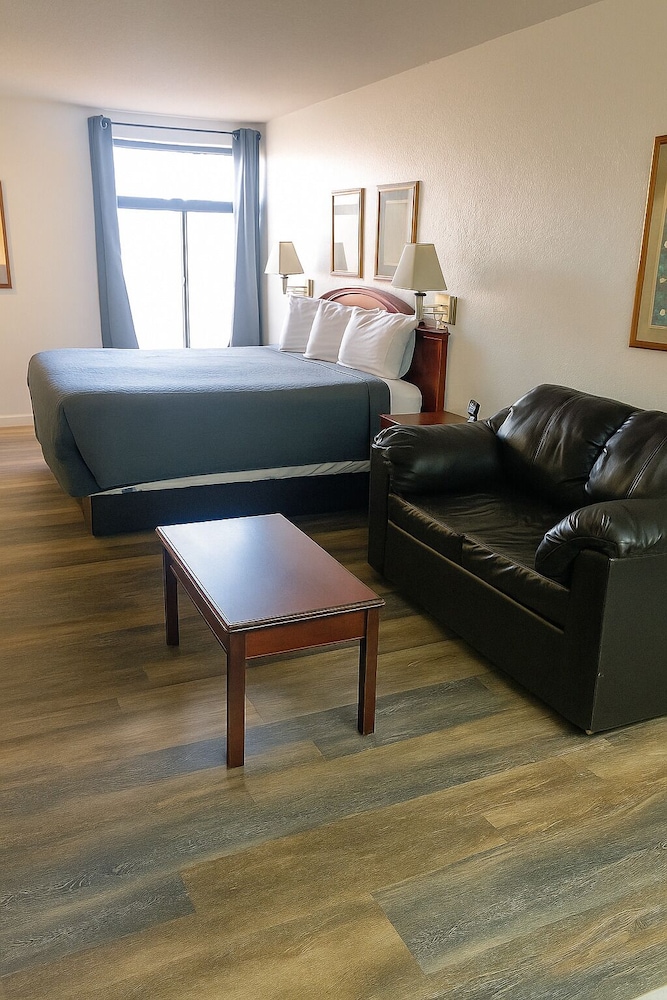 Antelope Hills Inn - photo 6