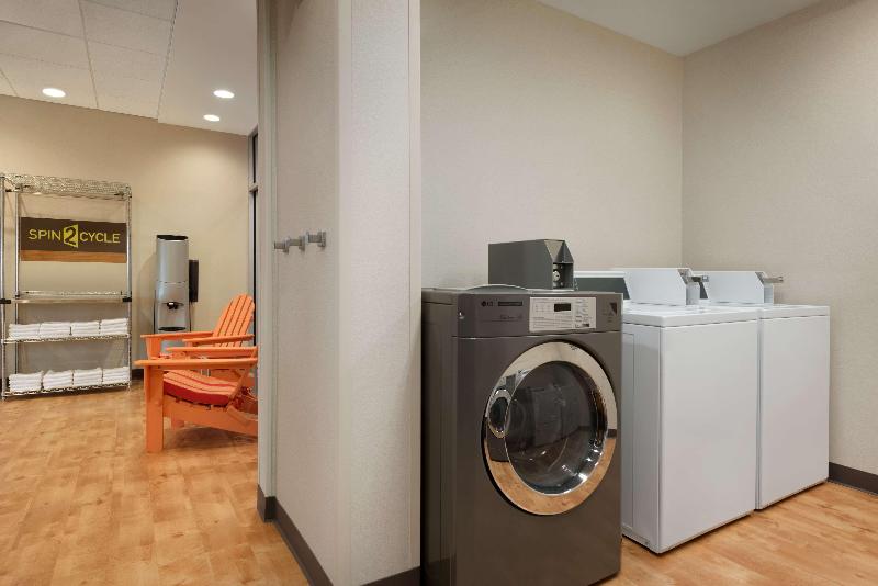 Home2 Suites by Hilton Milwaukee Brookfield - photo 110