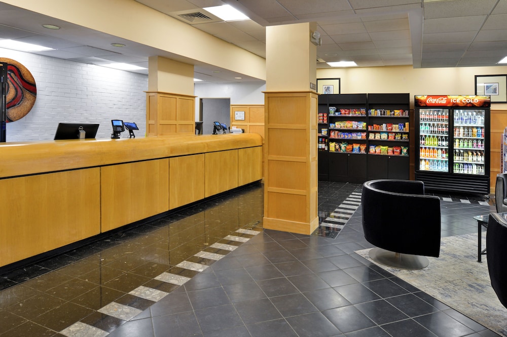 Hawthorne Inn and Conference Center - photo 5