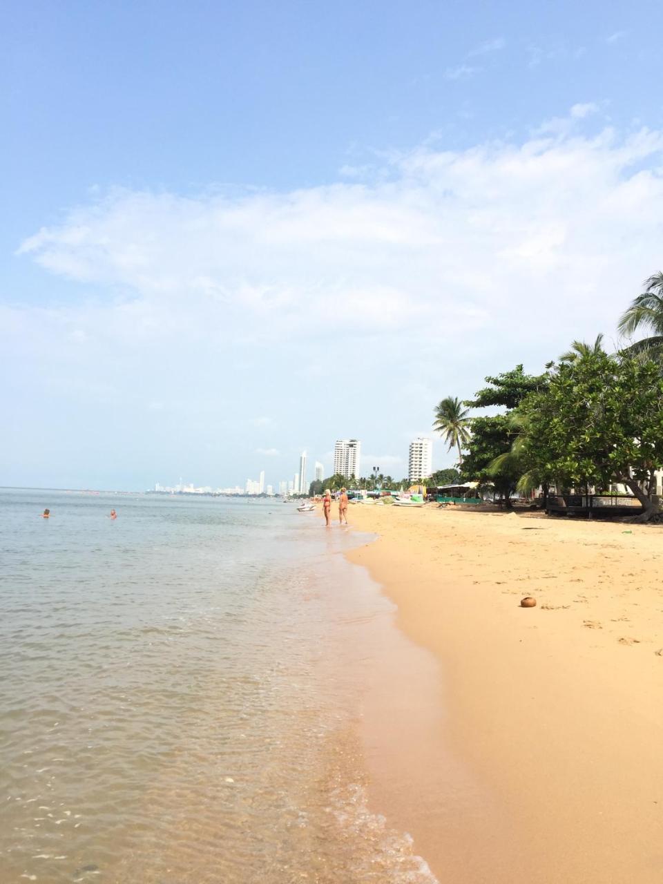 Sunshine Beach Condotel by Lux — 4-Star Luxury Hotel in Sattahip, Thailand