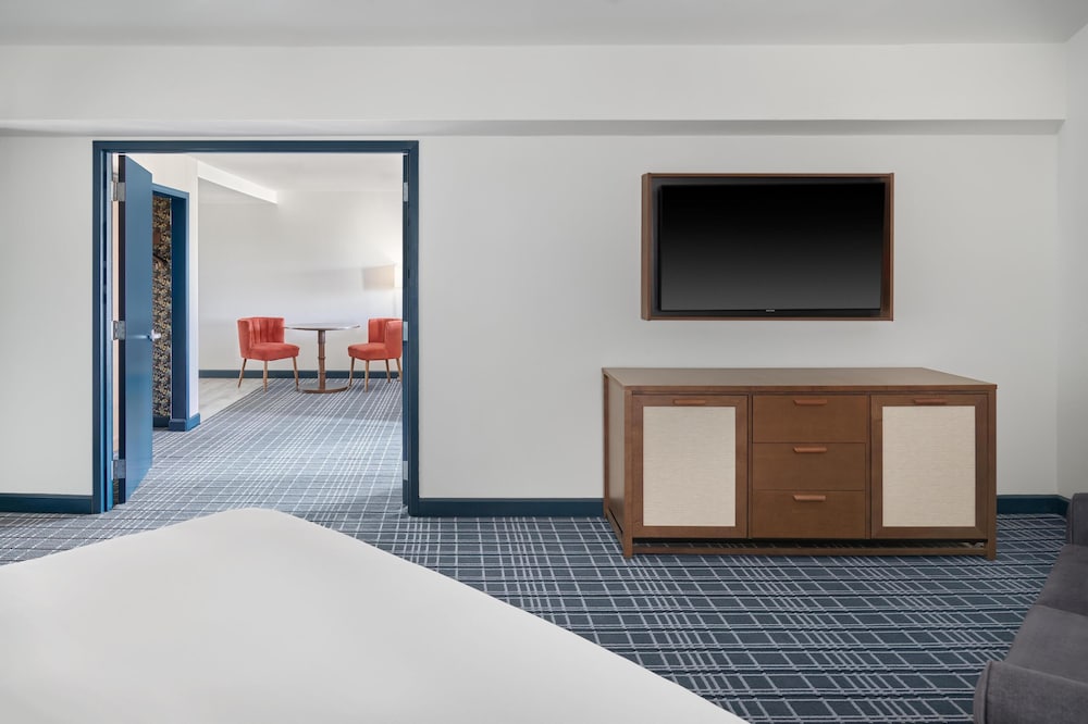 Hotel Canandaigua Tapestry Collection by Hilton - photo 33