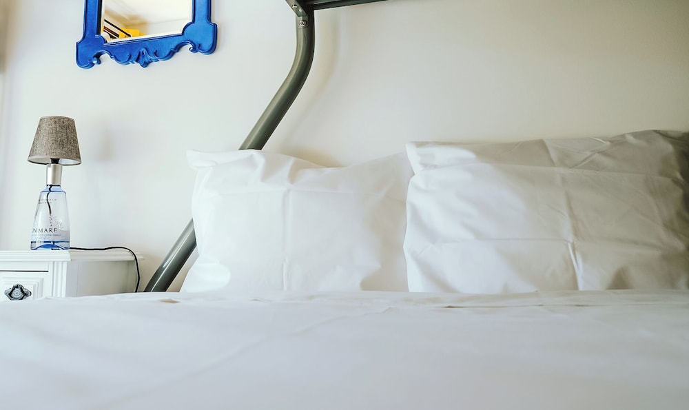 Help Yourself Hostels Restelo