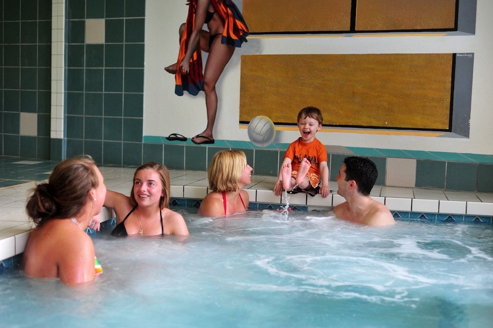 Sunset Bay Resort - photo 17