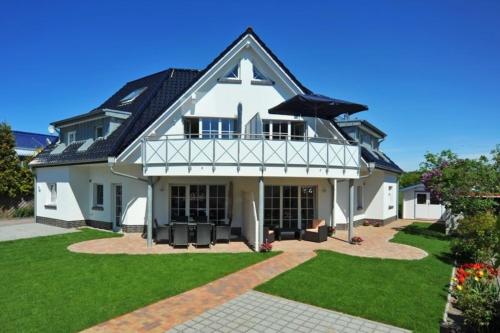 Donnerkeil — 4-Star Luxury Hotel in Zingst, Germany