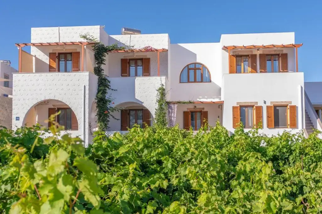 Stefanos Studios — 4-Star Luxury Hotel in Skala, Greece