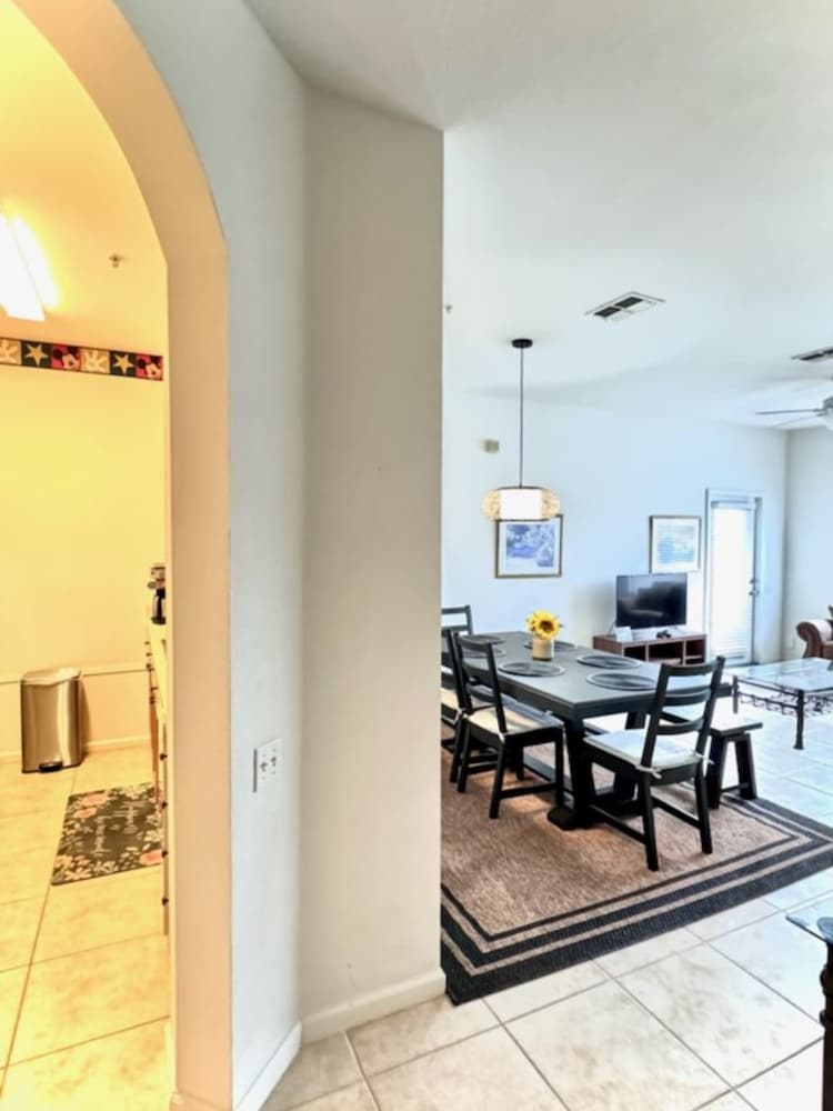 Amazing Resort 2 bed Condo Close to Disney - photo 15