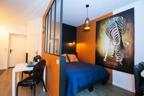 Le Zebre T1 Hypercentre Chic Et Cosy Wifi Par Sovalfi — Saint Etienne