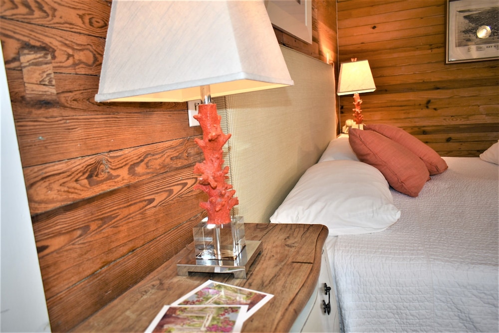 Simonton Court Historic Inn & Cottages - photo 40