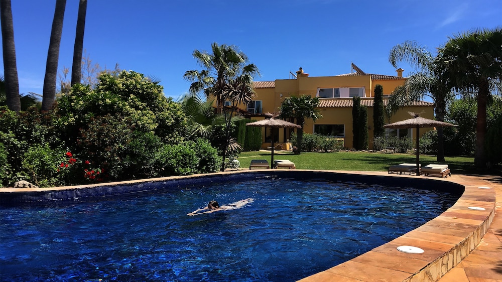 La Hacienda — Pedreguer