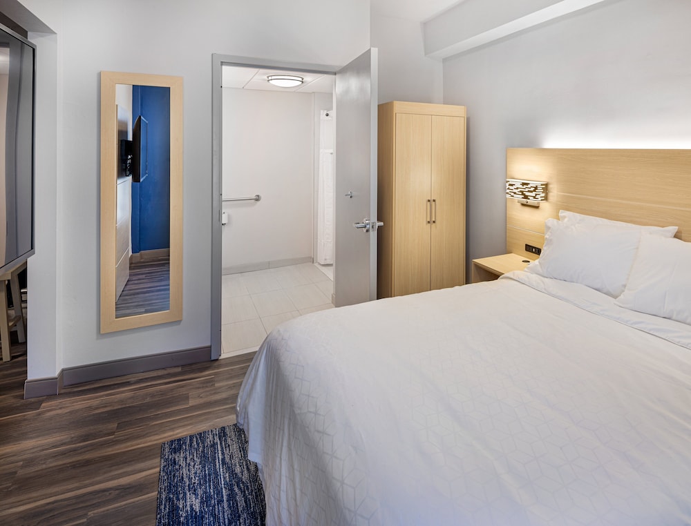 Holiday Inn Express & Suites Atlanta Downtown by IHG - photo 21
