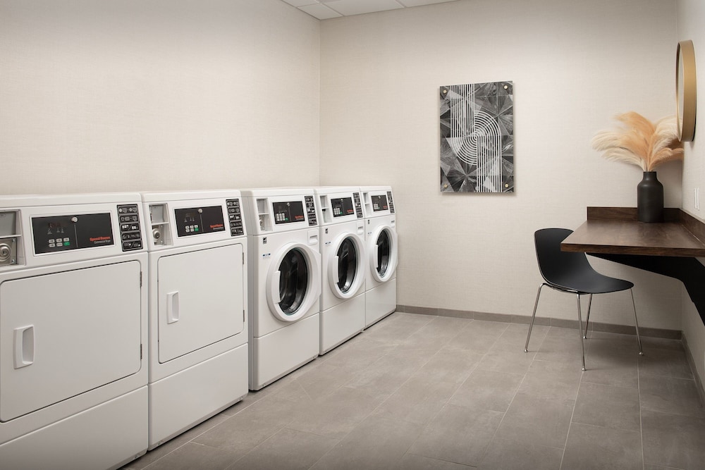 SpringHill Suites by Marriott Sandpoint - photo 40