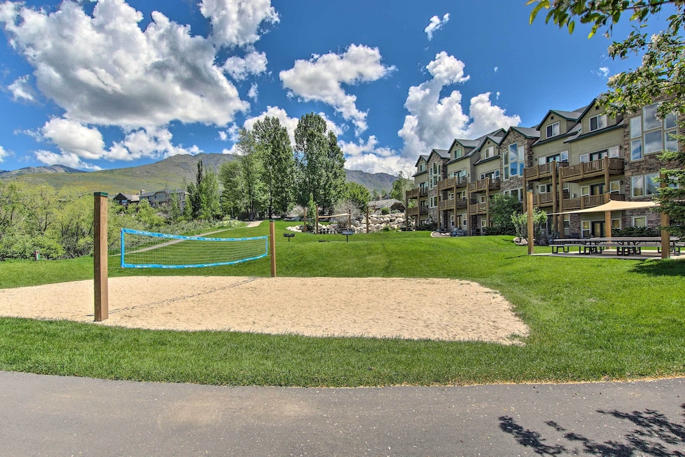 2 Condo Property with Mtn Views by Golf and Ski Resort - photo 26
