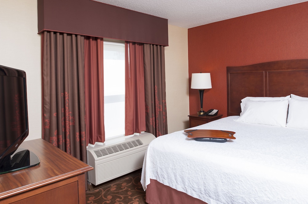 Hampton Inn & Suites Cleveland Southeast Streetsboro - photo 12