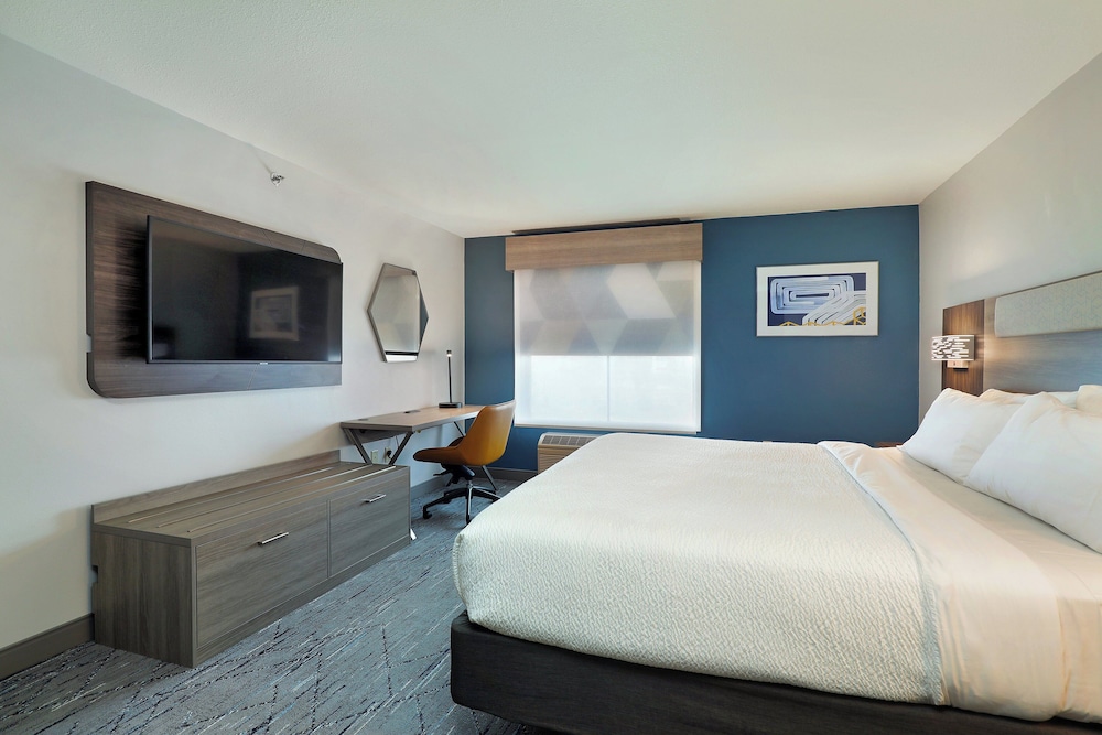 Holiday Inn Express & Suites New Berlin by IHG - photo 10
