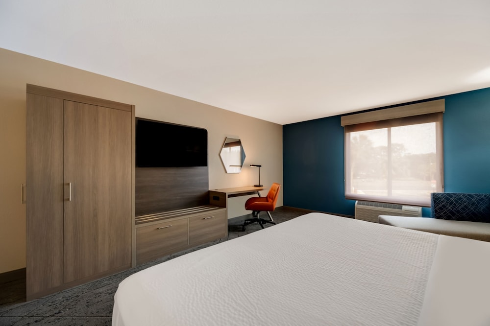 Holiday Inn Express Hotel & Suites The Villages by IHG - photo 27