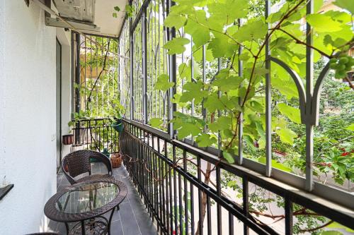 Stylish 2BR Apt in Vake Central Tbilisi By Wehost