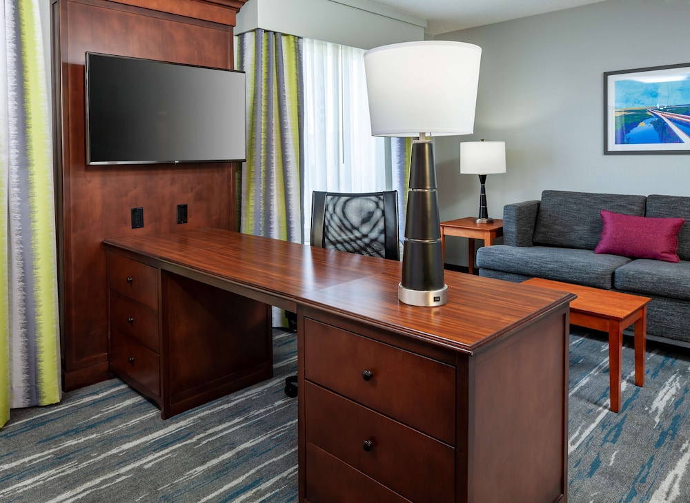 Hampton Inn & Suites Mobile I 65@ Airport Blvd - photo 17