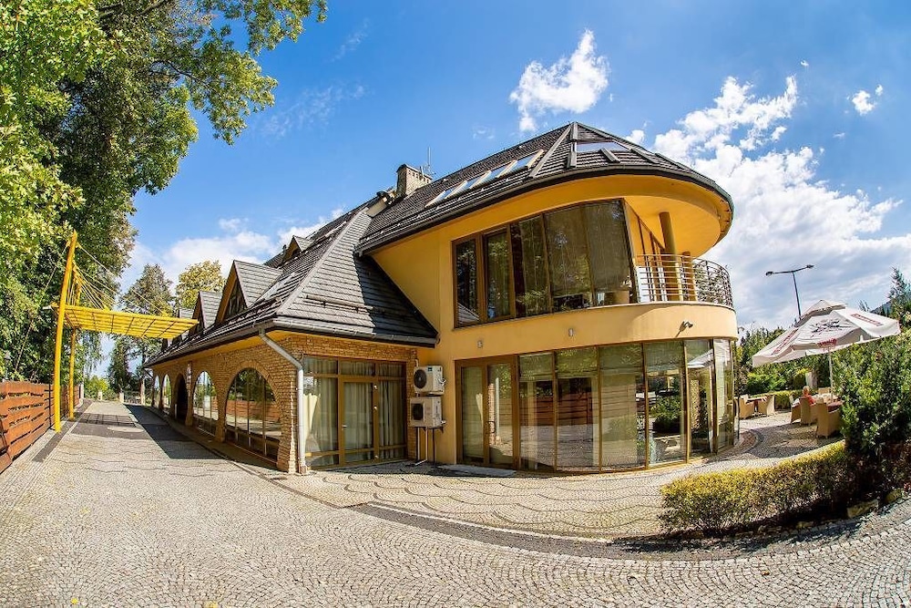 Hotel Sahara - carbon neutral hotel in Bielsko-Biala