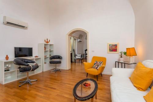 Alcova di Tancredi — 4-Star Luxury Hotel in Catania, Italy