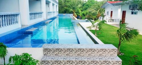 Tablas Seaview Homestay — 4-Star Luxury Hotel in Ferrol, Philippines