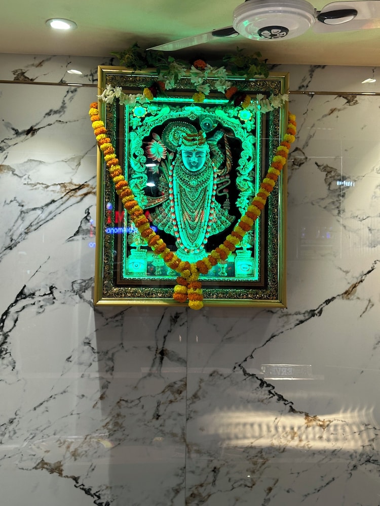 Hotel Vinayak — hotel in Kharagpur