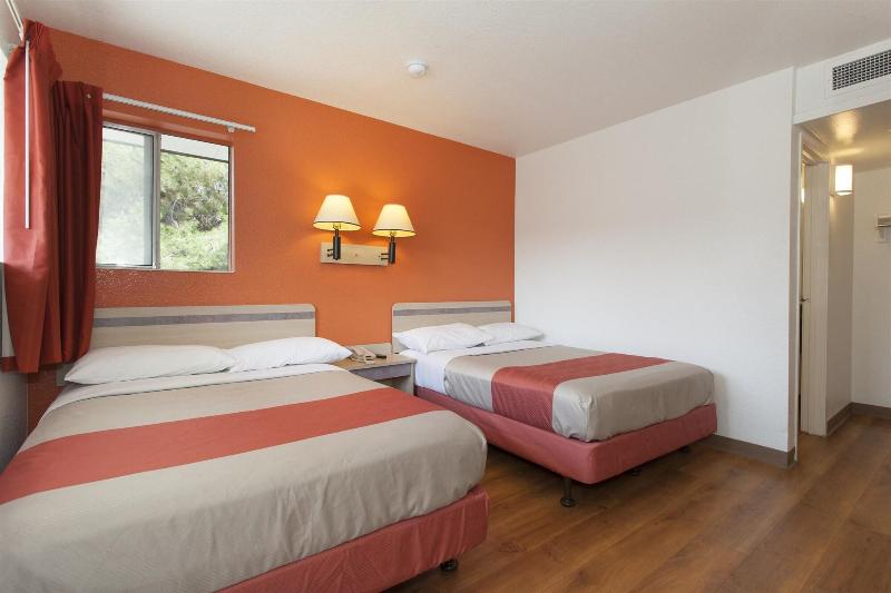 Motel 6 Davis Sacramento Area - photo 14