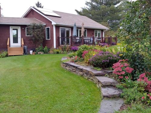 Spacious country retreat close to town and nature Sylvana Farm VT — 4-Star Luxury Hotel in Montpelier, United States