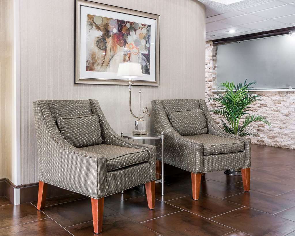 Comfort Inn Metro Airport - photo 8