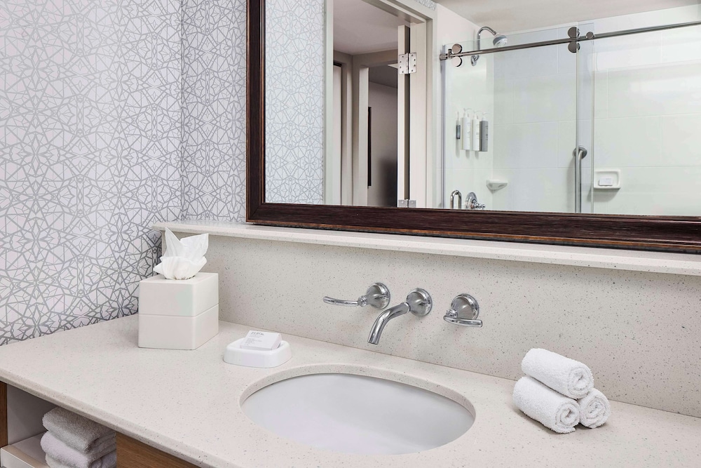 Hampton Inn & Suites Hershey Near The Park - photo 23