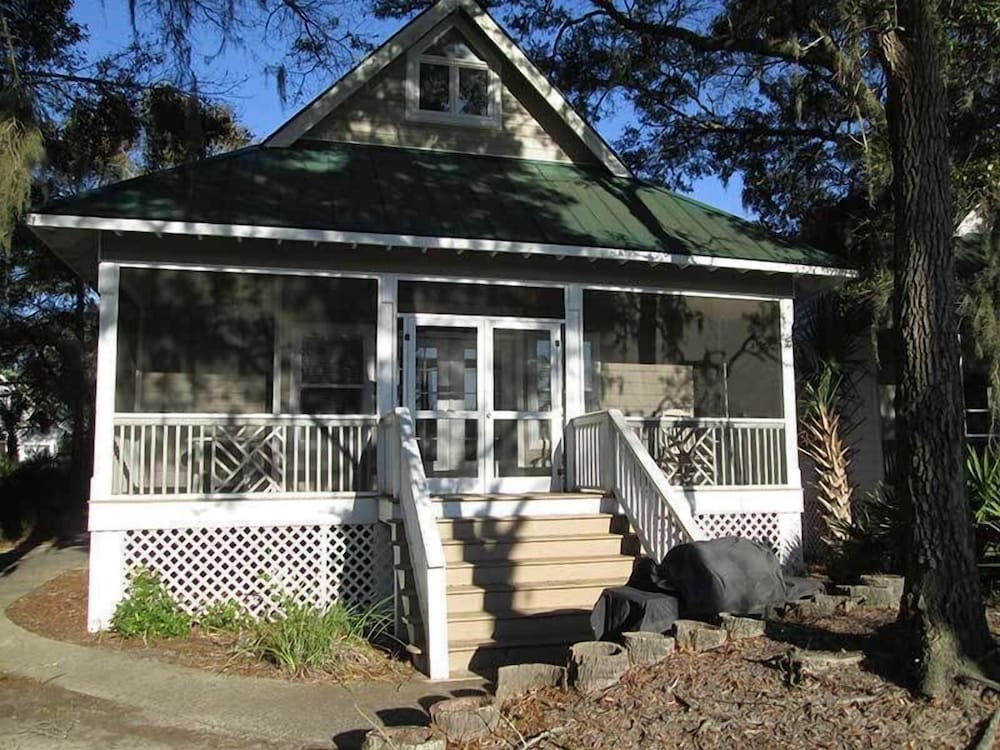 45 Davis Love Dr - last minute hotel in Unknown City