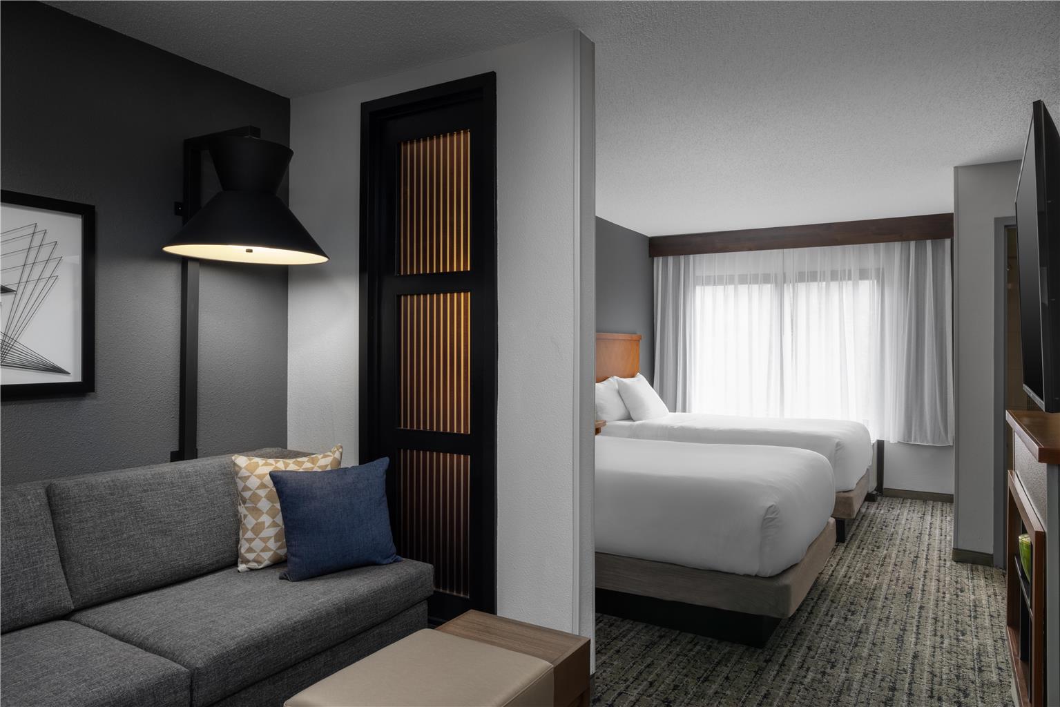 Hyatt Place Utica - photo 13
