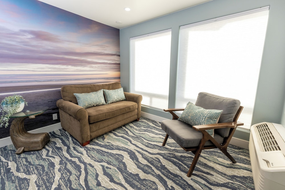 Seaside Oceanfront Inn - photo 44