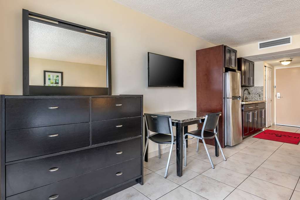Ramada Plaza by Wyndham Marco Polo Beach Resort - photo 26