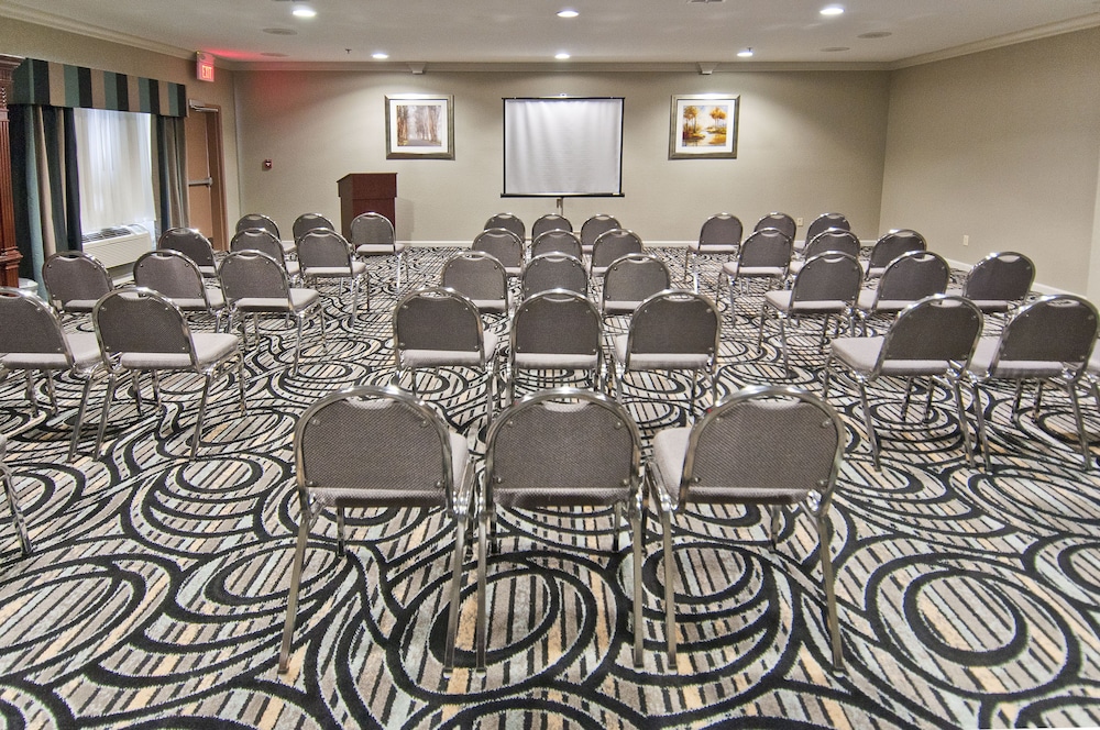 Holiday Inn Express Hotel & Suites Lake Charles by IHG - photo 30