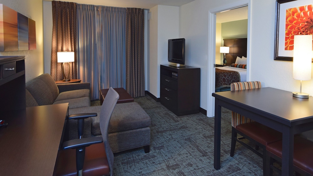 Staybridge Suites Cincinnati North by IHG - photo 29