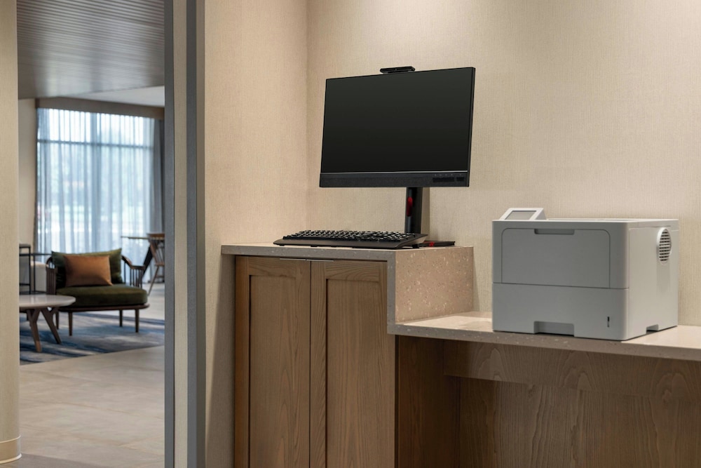 Fairfield by Marriott Inn & Suites Bethlehem PA - photo 20