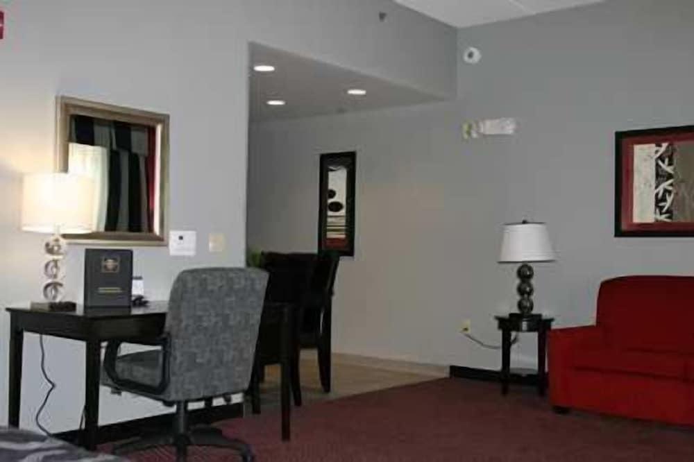 Homewood Suites by Hilton Leesburg - photo 16