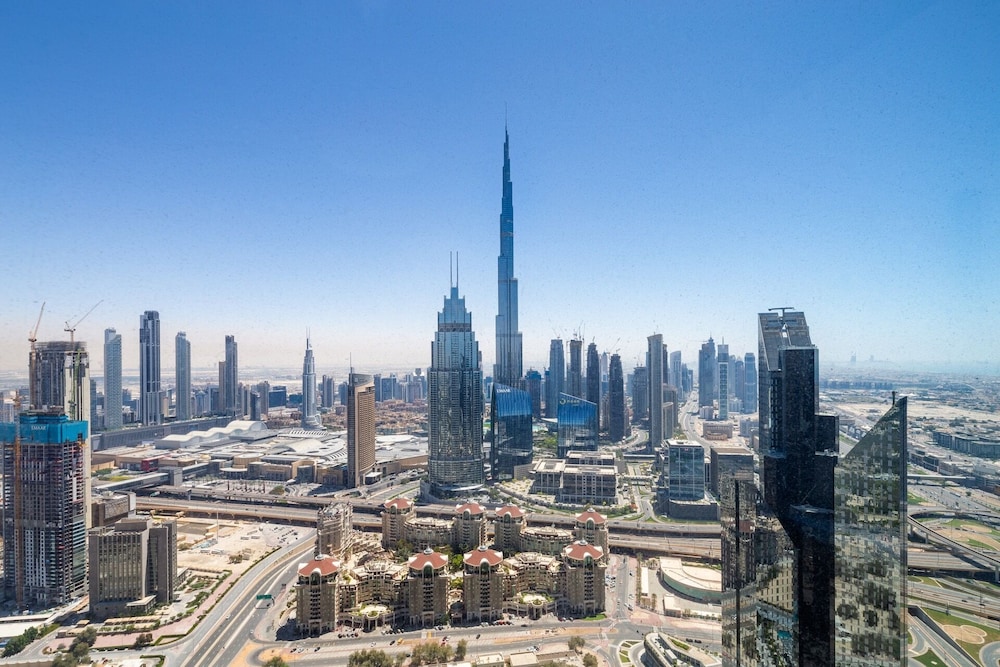 Splendid 1BR in Difc With Burj Khalifa Views — 5-Star Luxury Hotel in Dubai, United Arab Emirates