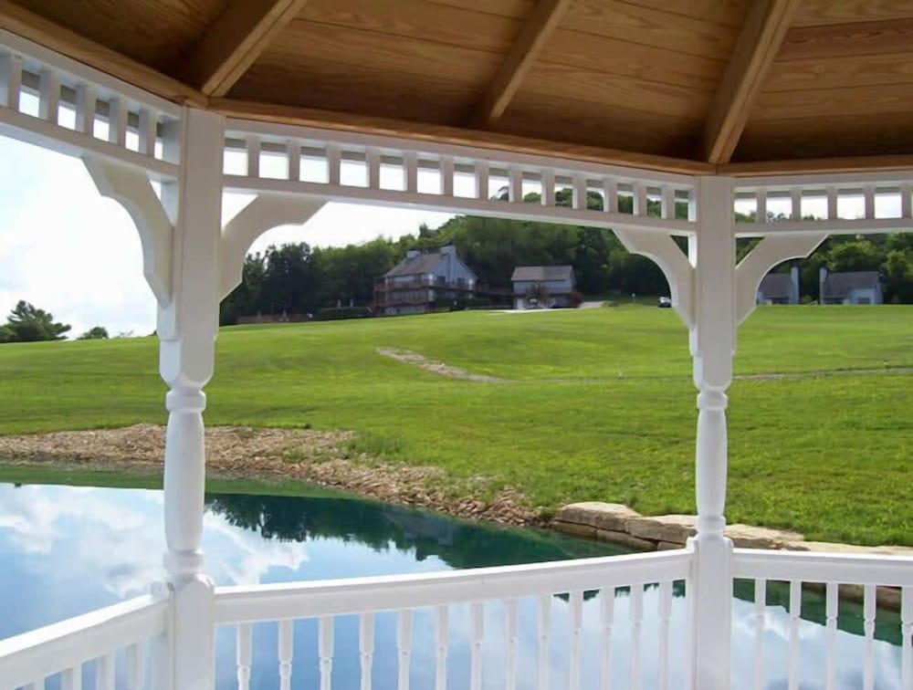 Lefevre Inn and Resort - photo 31