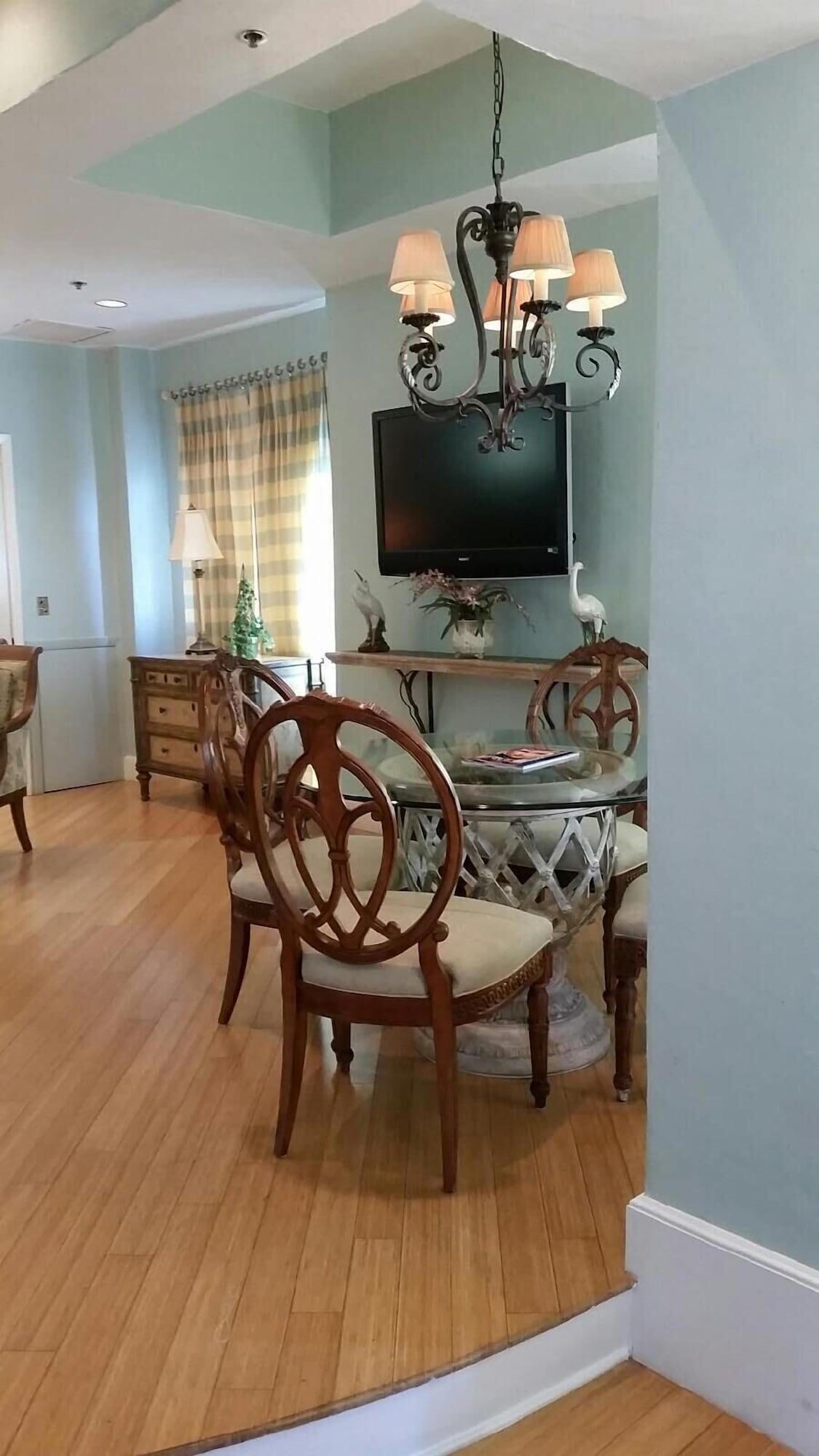 Hollywood Beach Resort tower Suite - photo 24