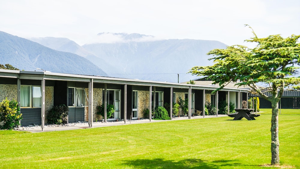 Heartland Hotel Haast — hotel in Wanaka