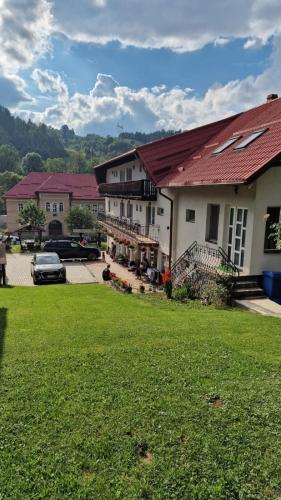 La Coana Mița Bran in Simon, Romania