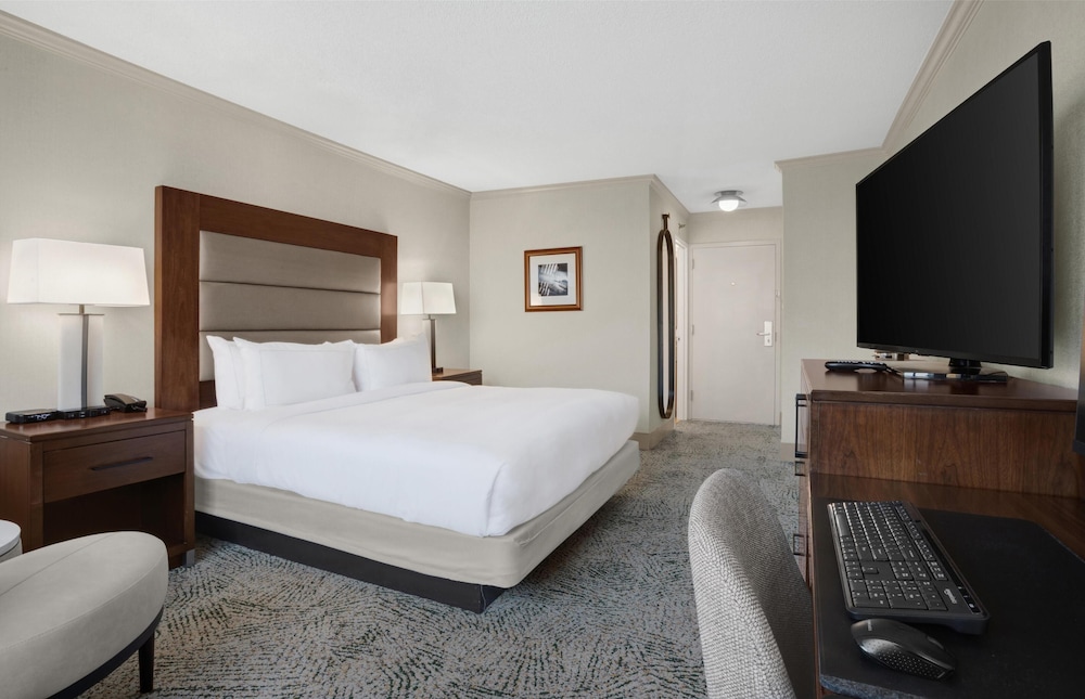 Hilton Arlington National Landing - photo 55