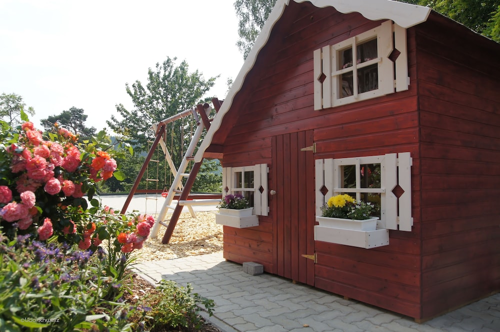 Children's play area - outdoor