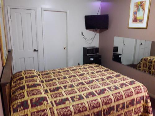 World Motel - photo 7