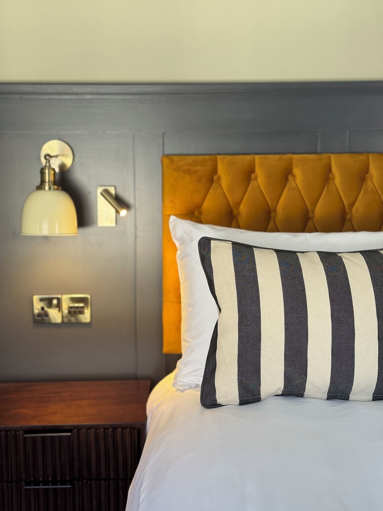 The Black Lion Hotel in Cardigan, United Kingdom