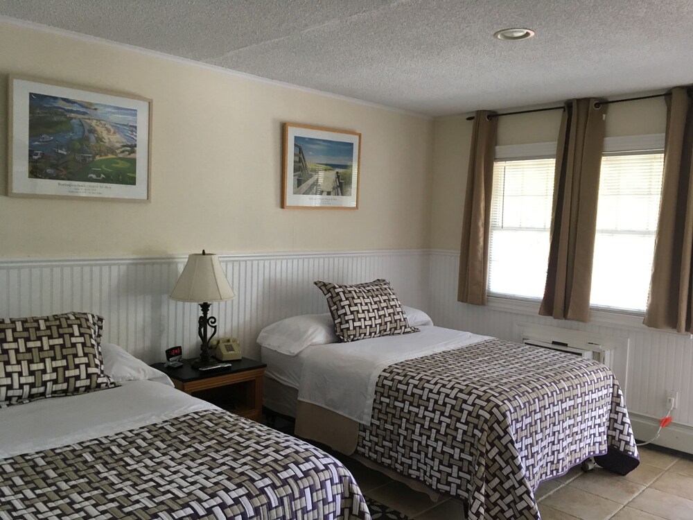 Westhampton Seabreeze Motel - photo 6