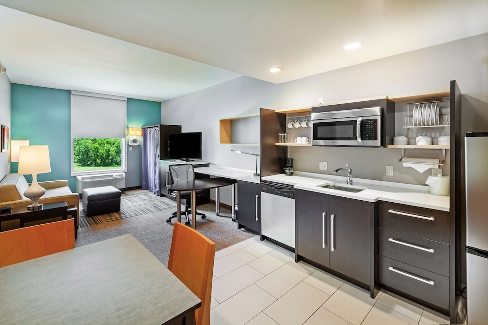 Home2 Suites by Hilton Gonzales LA - photo 11
