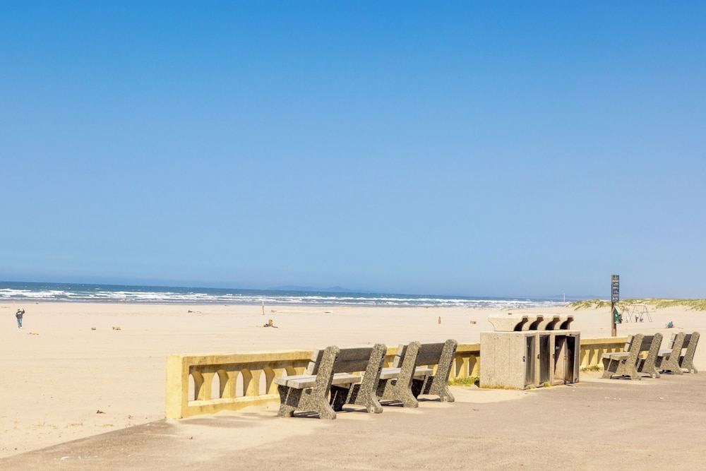 Sand & Sea Resort Condominiums - photo 970