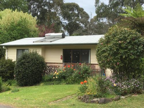 Strathmore Farm B&B — 4-Star Luxury Hotel in Mirboo North, Australia